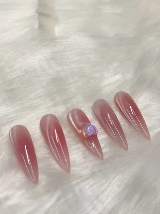 【チークネイル】¥4000