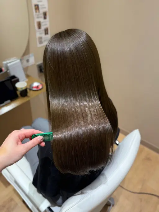 前髪カット+ケアカラー+超音波クイックTR ¥7900【髪質改善】