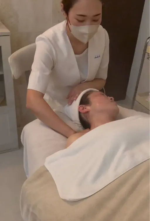 むくみ・疲れ顔リセット✨新生活応援🌸足先から頭まで全身ケア付きフェイシャル70分