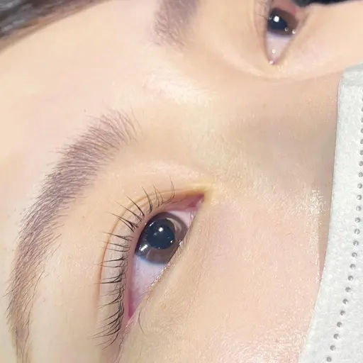 ⭐️限定クーポン⭐️まつ毛パーマ(土日祝➕¥550)コーティング美容液でお仕上げします✨