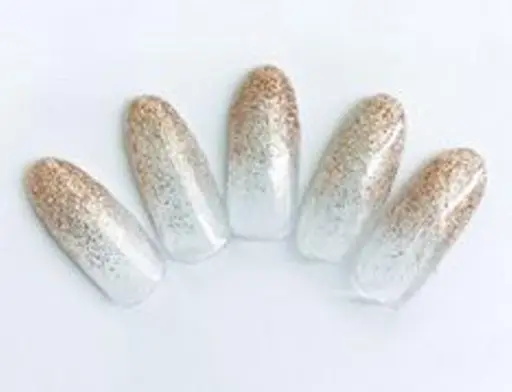 オフ込み　ラメグラデーション（根本がクリアで、先端がラメのグラデーション）ファイリング、ドライケア込み