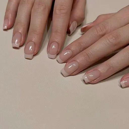 【大人かわいい🌸】白orピンクフレンチ/オフ無料/目安120分