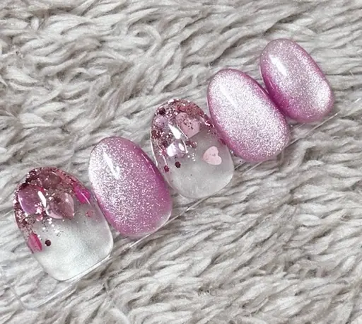 オフ無料⭐︎ホワイトデー🩷ハートネイル