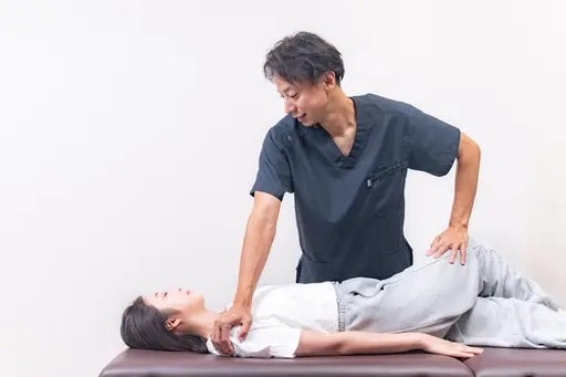 【口コミ投稿💛先着3名限定0円】改善整体(痛み矯正/頭痛矯正)　肩こり/首こり/腰痛/自律神経改善