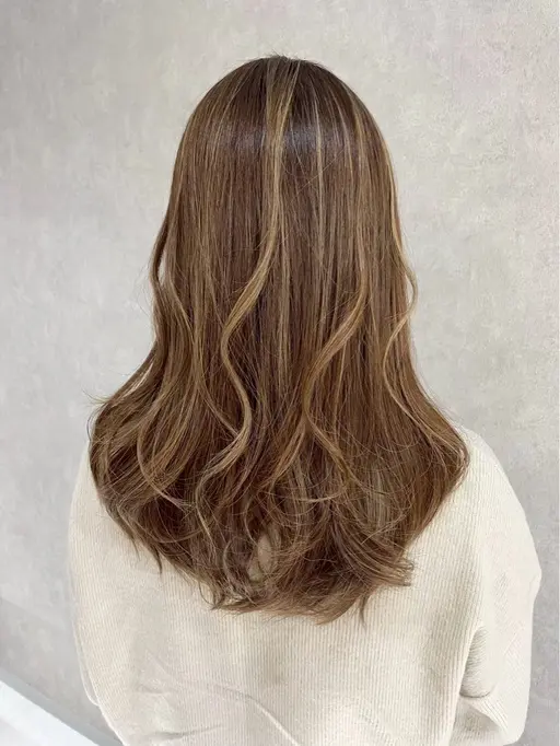 ハイライト＋オンカラー＋プチトリートメント　　　　　カットなし