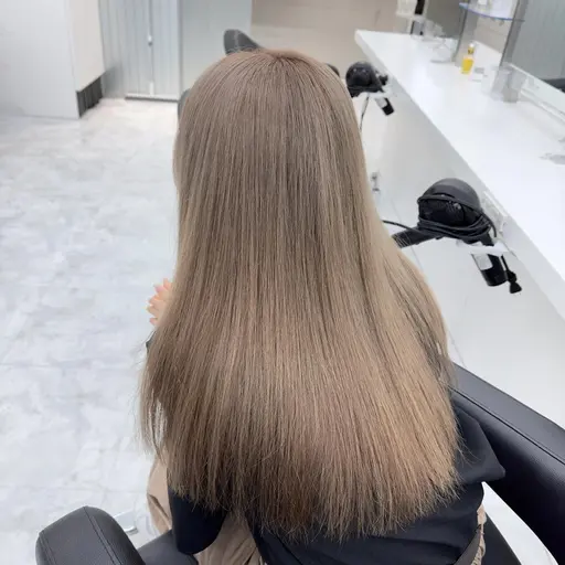 💗2月限定メニュー💗ケアブリーチダブルカラー✖️シアターオリジナルトリートメント