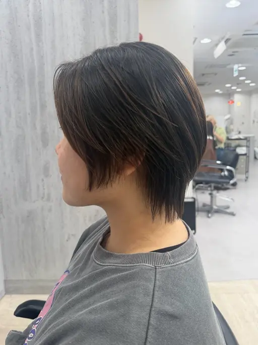 ハンサムショート👩✂️ レディース(シャンプー➕ブロー込み)