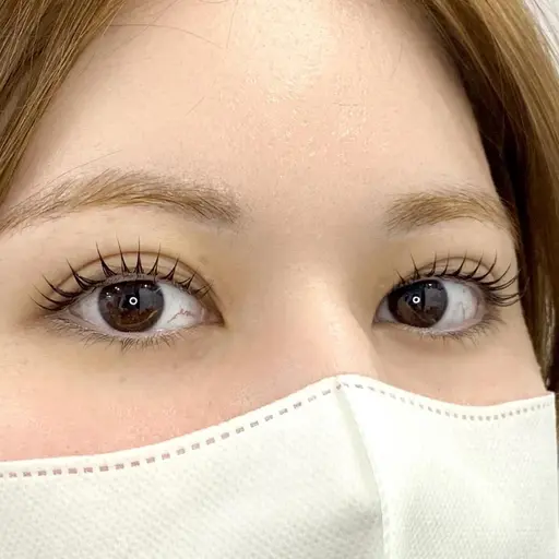 ラッシュリフト（まつげパーマ）