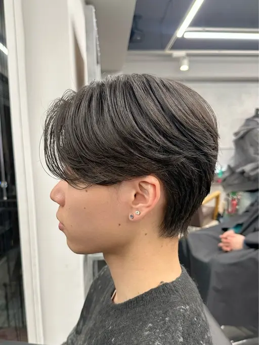 【2月刈り上げなしセンターパート限定】　カット＋トリートメント　SNSに投稿させて頂きます！0円で施術させて頂きます🔥