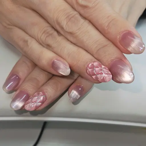 【モデルメニュー】オフ無し定額デザインネイル【色変え可】