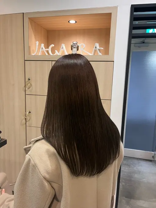 【迷ったらこちら❣️】カット✂️➕美容液カラー🥣➕ヘッドスパ付き2step treatment🧴