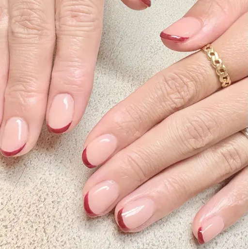 安い🌈ハンドフレンチネイル💅➕500円でベースカラー有り可…ベースカラーにマグネット選択は別メニューあります。