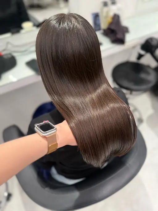 【🎅クリスマス当日限定価格🎄】似合わせカット+ワンカラー+オリジナルトリートメント+炭酸SPA+コテ巻仕上げ🪄