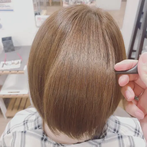 ‼️頭皮と髪同時にキレイコース‼️炭酸ヘッドスパ5分＋生トリートメント🌟🌟ブロー料金込み