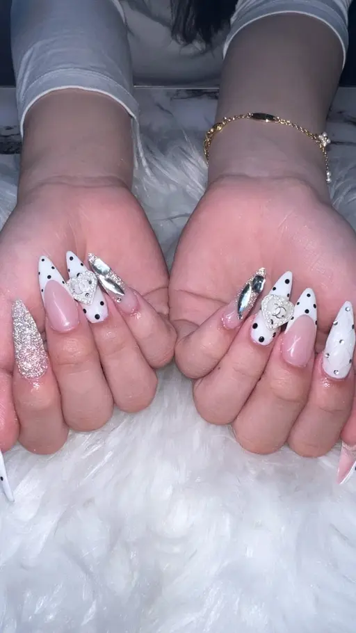 (オフあり)チップ長さ出し➕持ち込みデザイン➕パーツ付け放