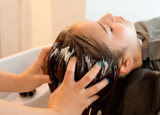 カット💇🏼♀️➕極楽ヘッドスパ40分💆🏼♀️🌿➕プレミアムトリートメント✨(シャンプー、ブロー込み)