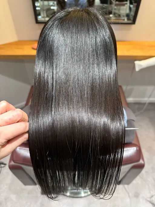 💎 平日限定 💎 メンテナンスカット＋縮毛矯正