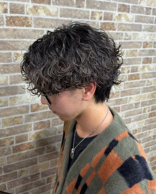 《ミニモ限定》メンズカット➕ツイストスパイラルパーマ𝐨𝐫波巻きスパイラルパーマ➕カラー➕トリートメント【錦糸町】