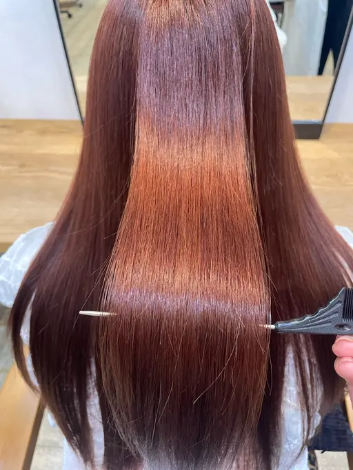 【しっかりケアしながら美髪に✨】ケアカラー＋シャンプーブロー8.800円→3.300円