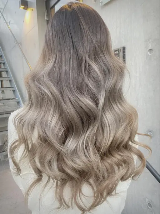 新規限定✨カット&ケアブリーチWカラーorハイライトorグラデーション、バレイヤージュ& 5stepトリートメント