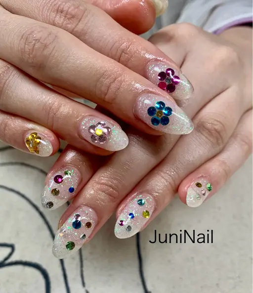 ワンカラー2色+指定パーツとストーン乗せ放題☆オフ無し