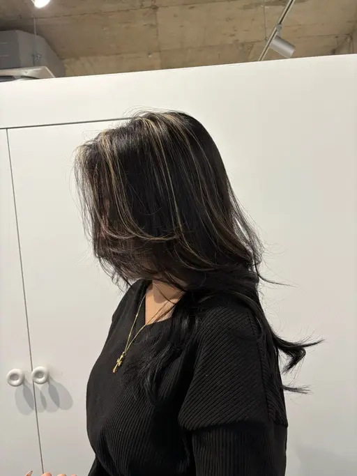 1月限定🪞白髪ぼかしハイライトorバレイヤージュ＋似合わせカット🪞追加料金一切無し　施術動画撮らせて頂ける方限定