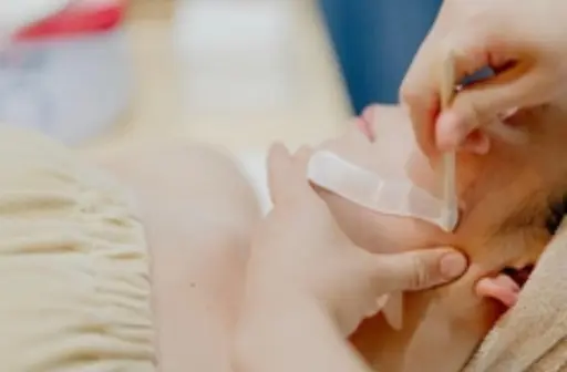 WAX脱毛 顔(フェイシャルパック付)大人気❤アイブロウも一緒に整えます！90分