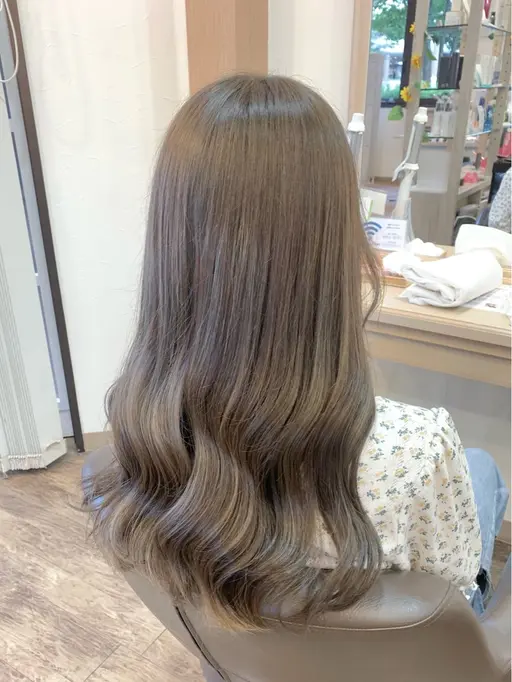 🎓美容学生限定✂️サロン見学クーポン👀リアルな美容師の仕事を間近で❣️【カラー+3stepトリートメント】