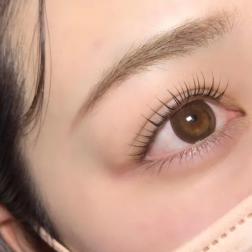 パリジェンヌラッシュリフトorダメージレスラッシュリフト