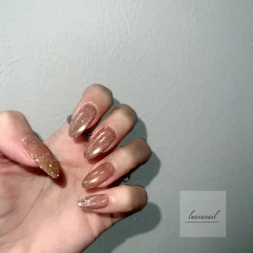 大人気うるうるマグネットネイル！☆大人気です✨️☆オフ無料 enoiもあります！