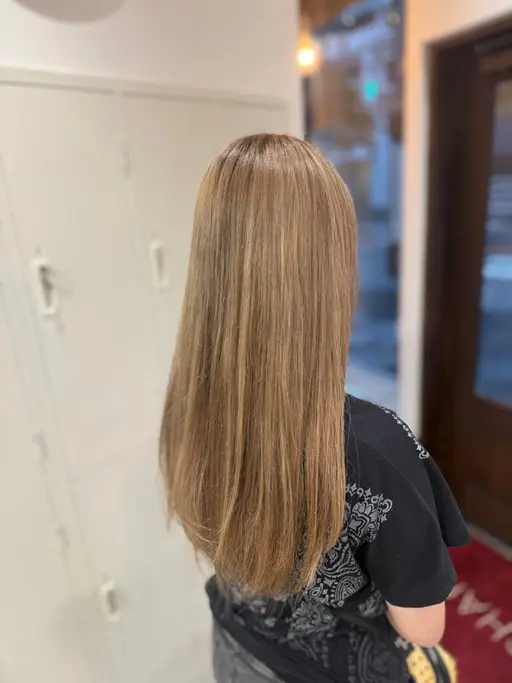 【🌷🌸カラーデビュー✨ケアブリーチ🤍🎀】✨ブリーチダブルカラー✨➕カット✂️➕Aujua 1step TR🩷