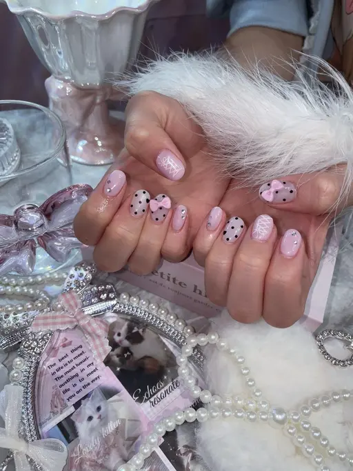 【28歳までのお客様限定】無料ジェルモデル様募集❣️⚠️オフなし18時のみ⭐️無料パーツつけ放題💫条件あり⭐️