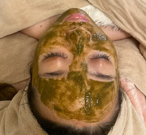 🎅１２月限定クーポン⭐️毛穴洗浄＆美容液導入ハーブピーリング🌿