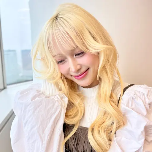 【12月前半限定🐰ロング込💕🎀】ブリーチありWカラー➕カット