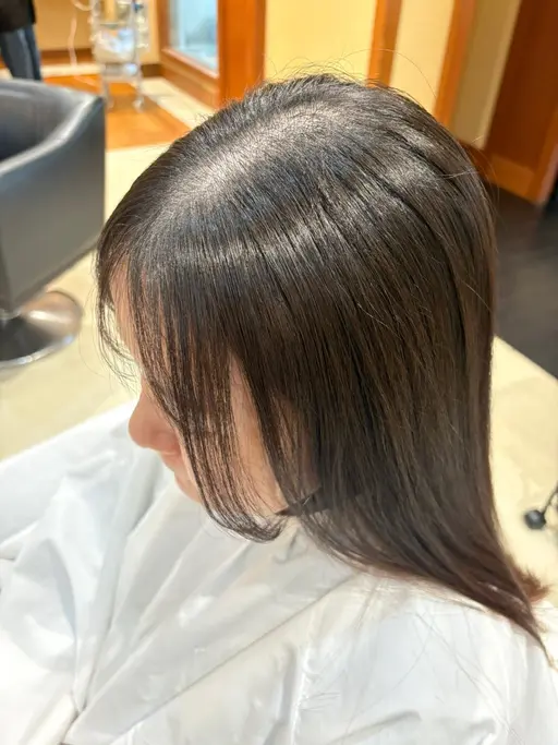 お顔周り縮毛矯正+前髪カット