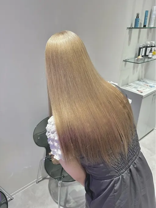 ［学割U24🌸新生活応援キャンペーン🌸］ダブルカラー(ブリーチ1回)＋トリートメント¥17900→¥9900 渋谷