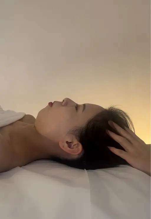 ドライヘッドスパ×デコルテ肩×ホットストーン