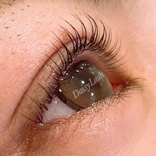 ✨オフなし限定✨上まつ毛パーマモデル