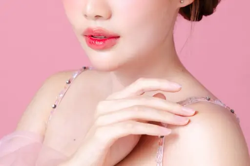 《𝙻𝚊𝚍𝚢𝚜♥˖ ࣪⊹》全身フル脱毛(お顔脱毛+ 𝑉𝐼𝑂込み)お顔ビタミン美容液＆コラーゲンパック付