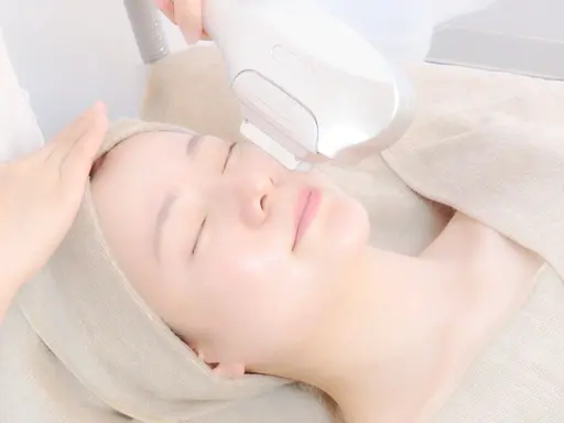 【ミニモ限定】顔美肌脱毛【産毛全顔丸ごと脱毛】美白パック付き うぶ毛さよならちゅるん肌。