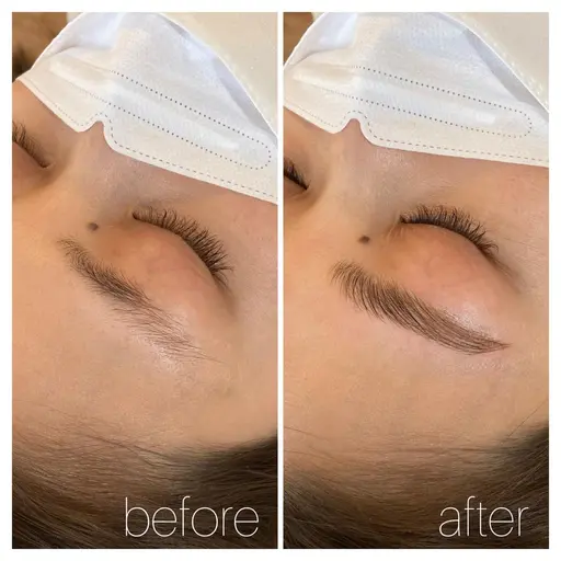 眉のお悩み解決！　　　　　　　　　　　　　　　　　　　　ハリウッドブロウリフトで眉毛の垢抜け✨