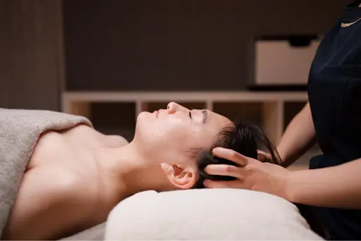 【Moon贅沢全身120分エステ】全身リンパ60分＆小顔艶肌フェイシャル60分