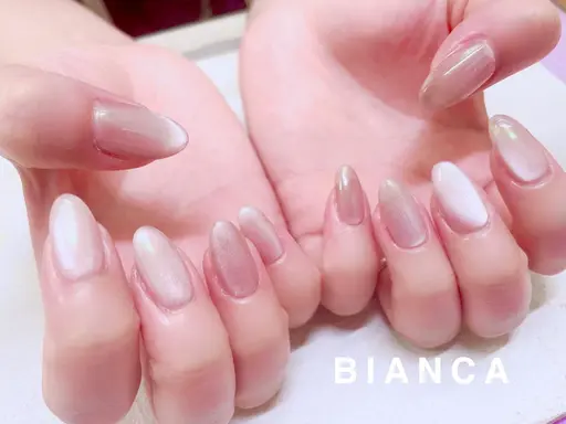 迷ったらコレ❣️大人気✨新規ジェルオフ無料ハンドマグネットワンカラー (リピーター様オフ別途+550円)