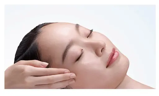 『目もとケア』⇨フェイシャルケア+アイゾーンケア