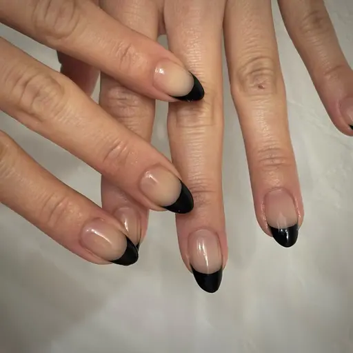 🐰【フレンチネイル】ベースカラーあり/オフあり/ケア込み◎