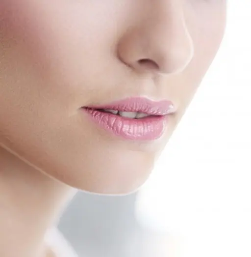 話題の天然ワックス鼻毛脱毛👃✨✨✨自分でやる勇気のない方‼️