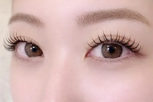 オフ無料☆上まつげエクステ120本迄（目尻長めデザイン指定、カールは選択可♪）