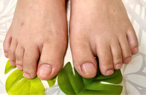 フットケアー、甘皮処理付き✨