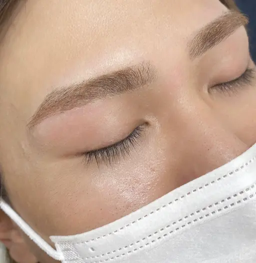 『メンズ眉毛/間引きメンズアイブロウ』カッコいいを作る。