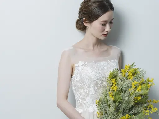 成人式メニュー👰🏻 🎀🩶顔剃り/襟足〜お背中剃り肩甲骨まで/保湿パック 背中範囲追加可能(別途料金)